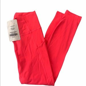 Fabletics Oasis High Waisted Pocket 7/8 Leggings